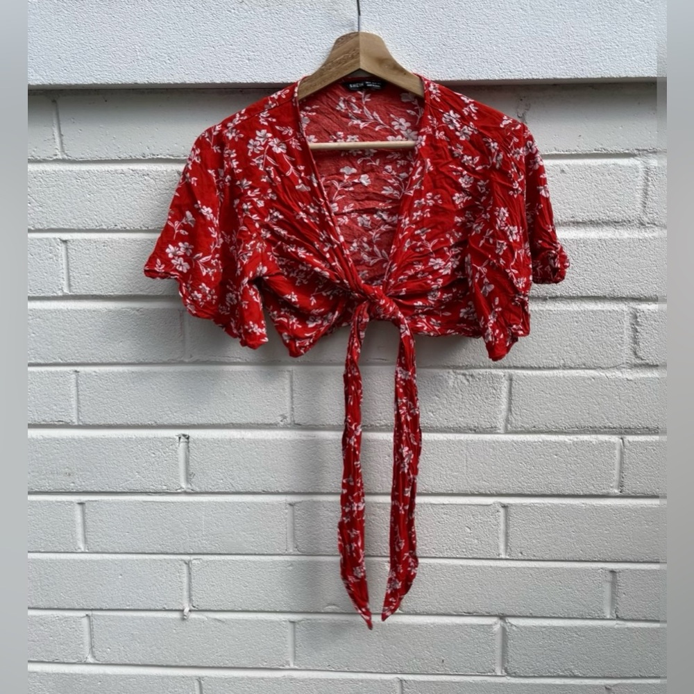 SHEIN Red Floral Tie-Front Blouse